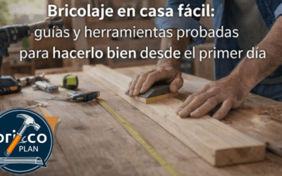 Hombre realizando bricolaje en casa con herramientas probadas sobre un banco de trabajo, siguiendo una guía práctica de Bricoplan